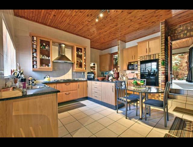 4 BEDROOM HOUSE FOR SALE IN MEYERSDAL